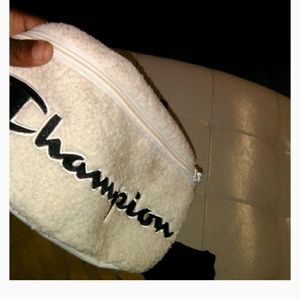 Champion fanny pack